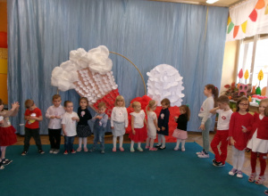 Dzieci z naszego przedszkola w akcji „Szkoła do Hymnu”