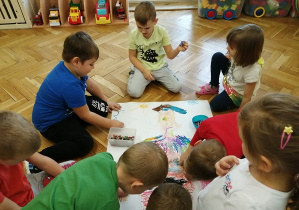 dzieci opowiadają o swojej pracy