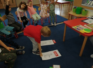 Spotkanie z Panią z biblioteki w grupie IV