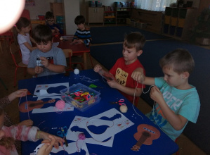 Sklep muzyczny w grupie IV